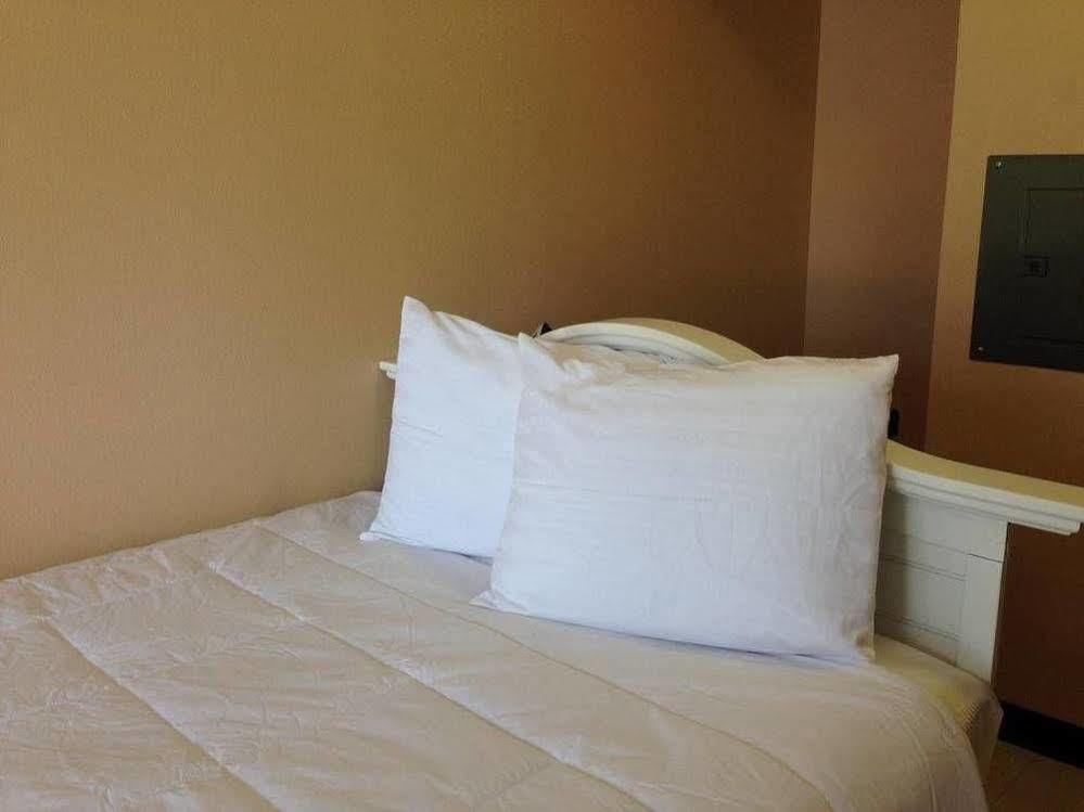 Orca Inn Suites Ferndale Buitenkant foto