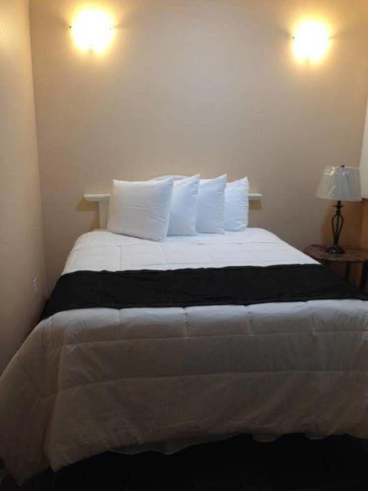 Orca Inn Suites Ferndale Buitenkant foto
